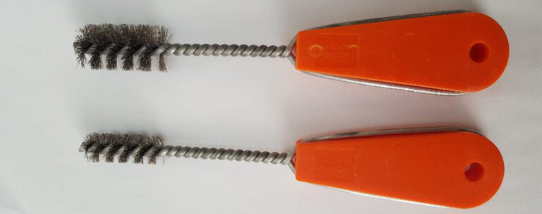 POWER FITTING TUBE BRUSH